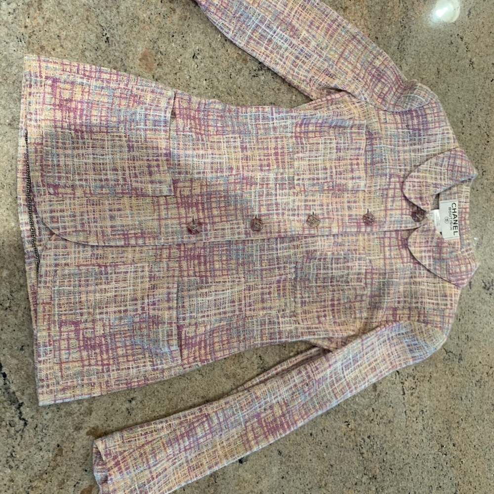 CHANEL COTTON BLAZER - lightweight, dress up or down , with Chanel hanger